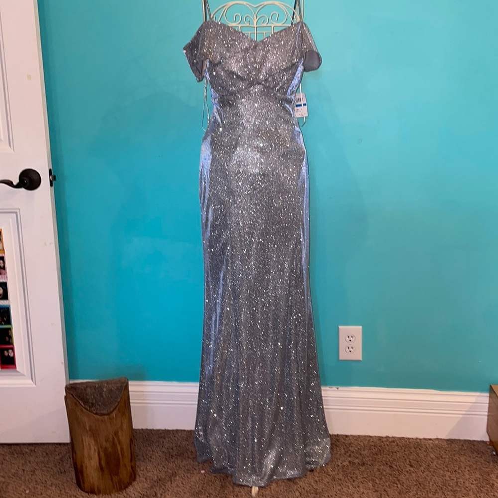 Nightway juniors long prom dress